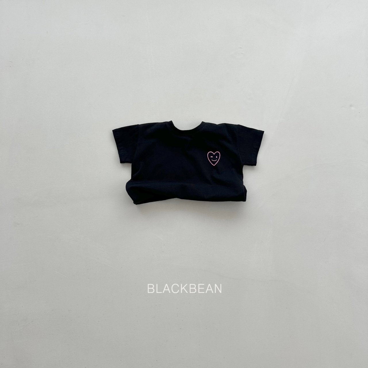[PRE-ORDER] Happy T-Shirts