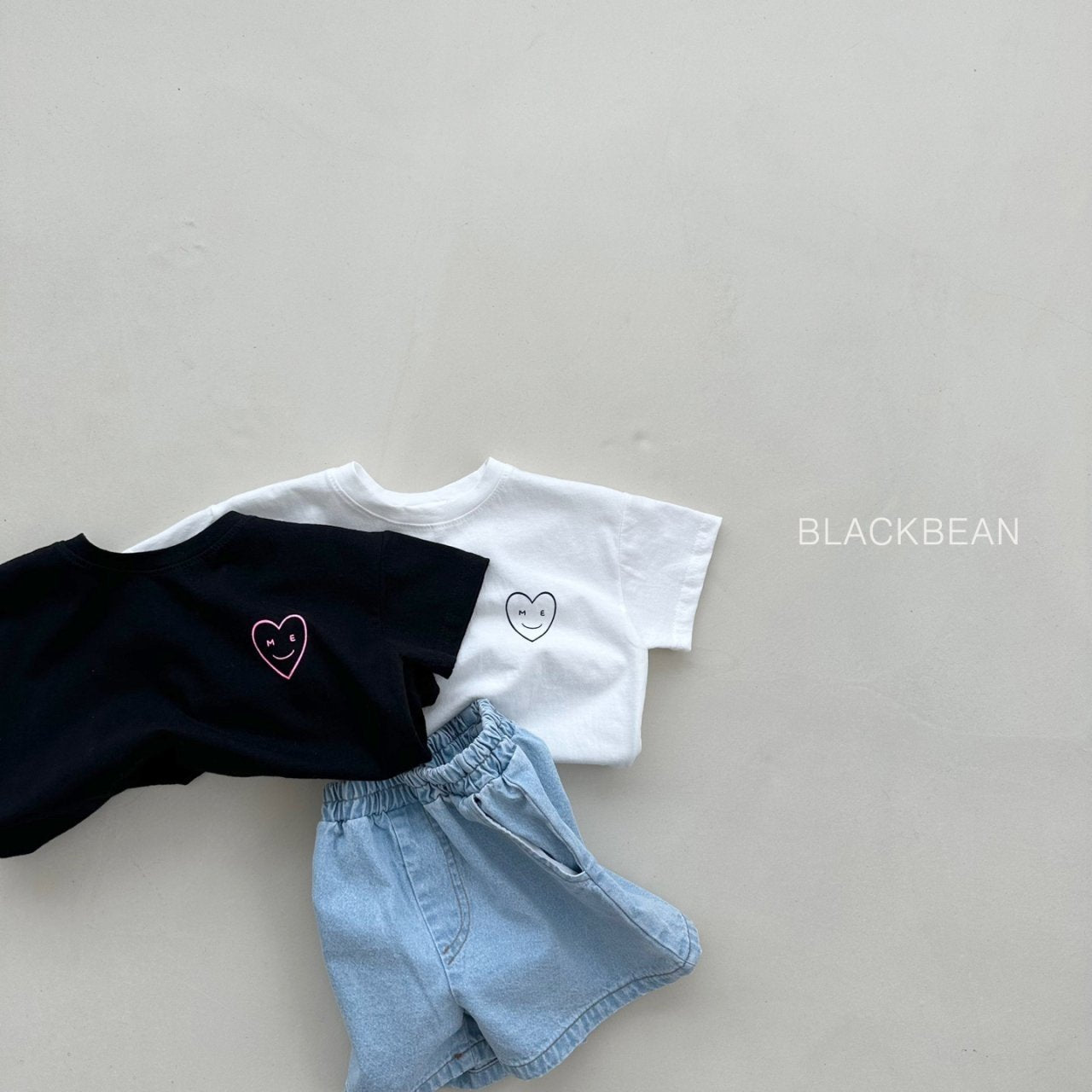 [PRE-ORDER] Happy T-Shirts