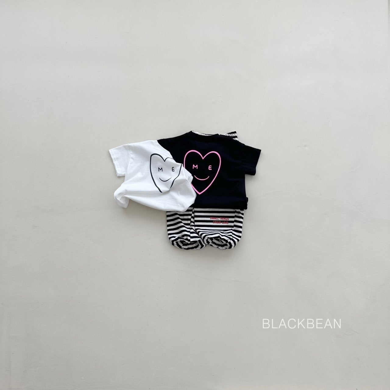 [PRE-ORDER] Happy T-Shirts