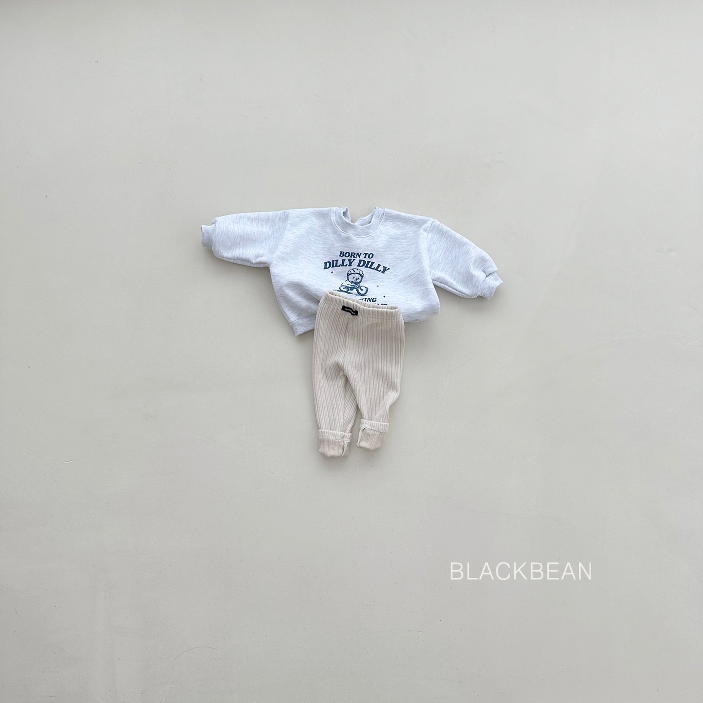 [PRE-ORDER] Dilly Sweatshirts