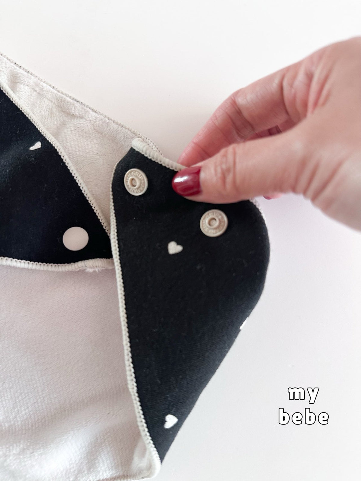 [PRE-ORDER] Mink Bib
