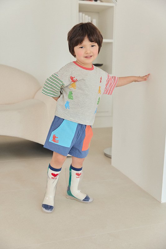 [PRE-ORDER] Car Bear Stripe T-Shirts