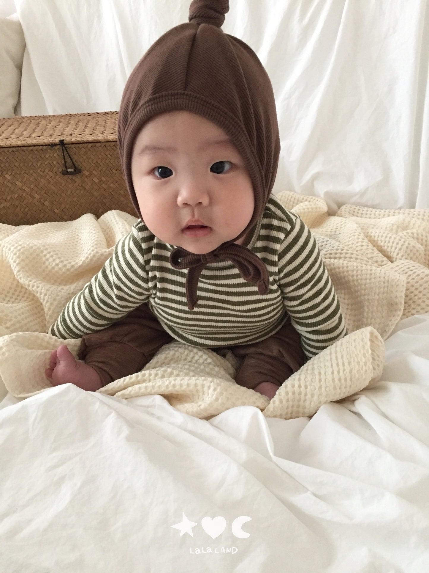 [PRE-ORDER] Tied Baby Beanies