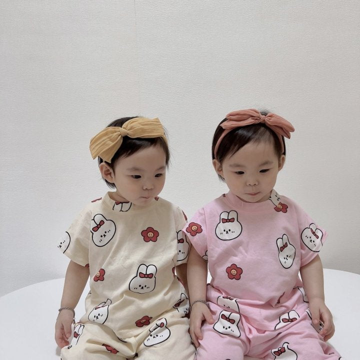 [PRE-ORDER] Rabbit Top Bottom Set