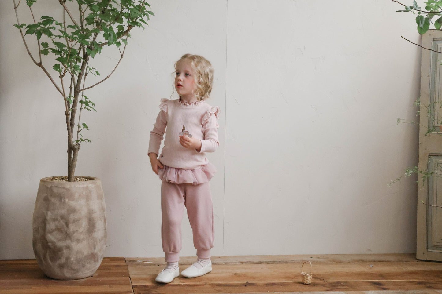 [PRE-ORDER] Roman Jogger Pants