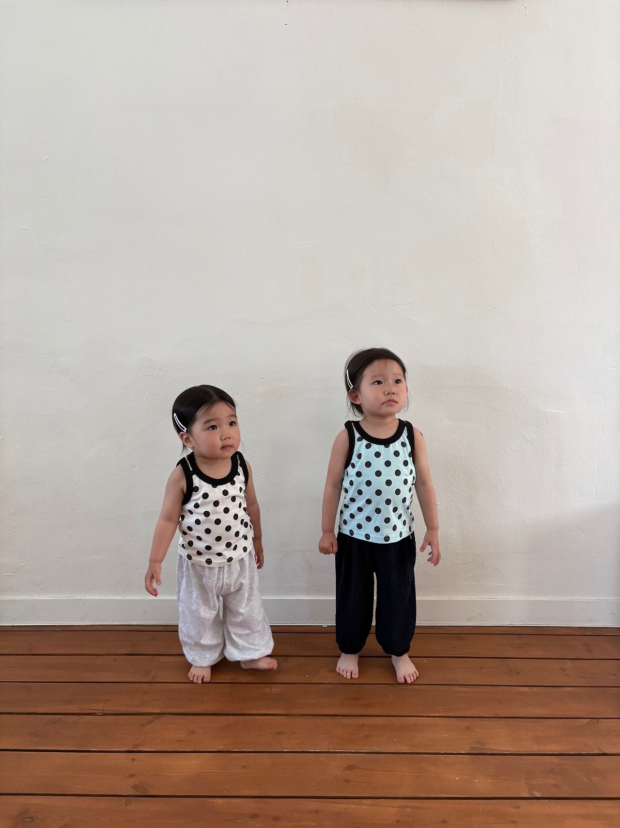 [PRE-ORDER] Bong Bong Dot Sleeveless T-Shirts