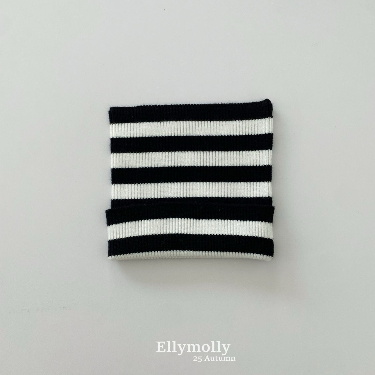 [PRE-ORDER] Elly Square Beanie