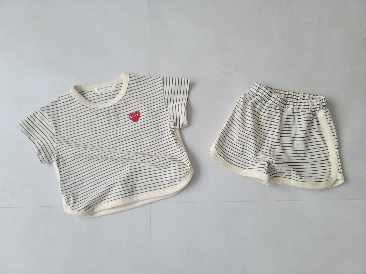 [PRE-ORDER] Simple Heart Top Bottom Set