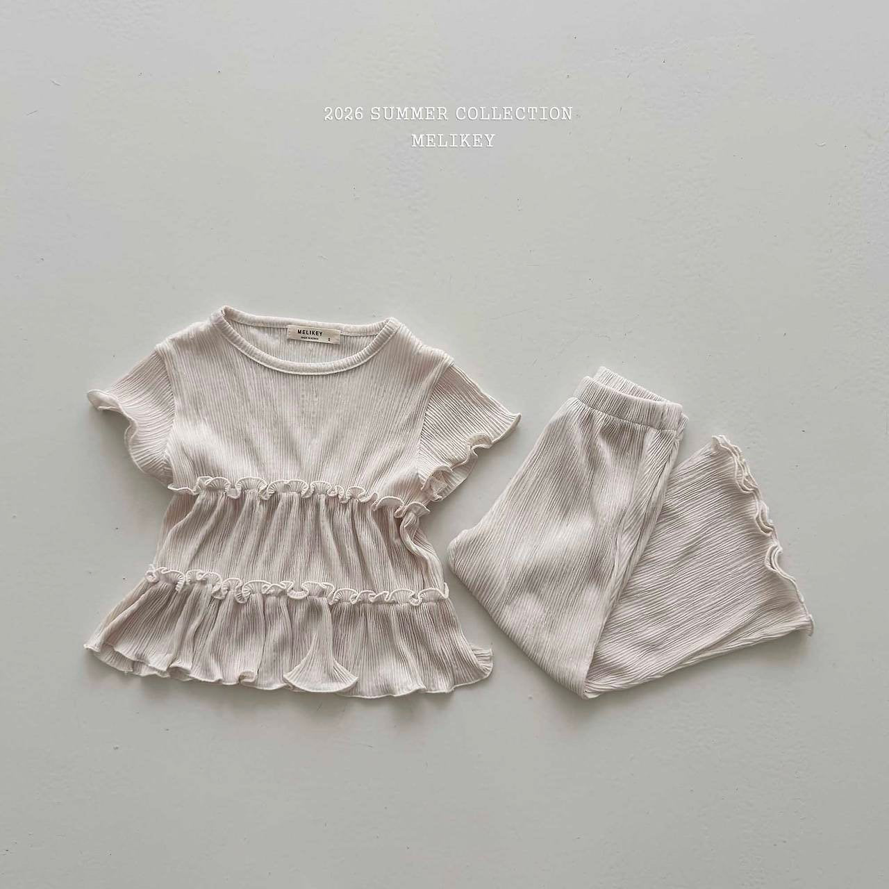 [PRE-ORDER] Can Can Pleats Top Bottom Set