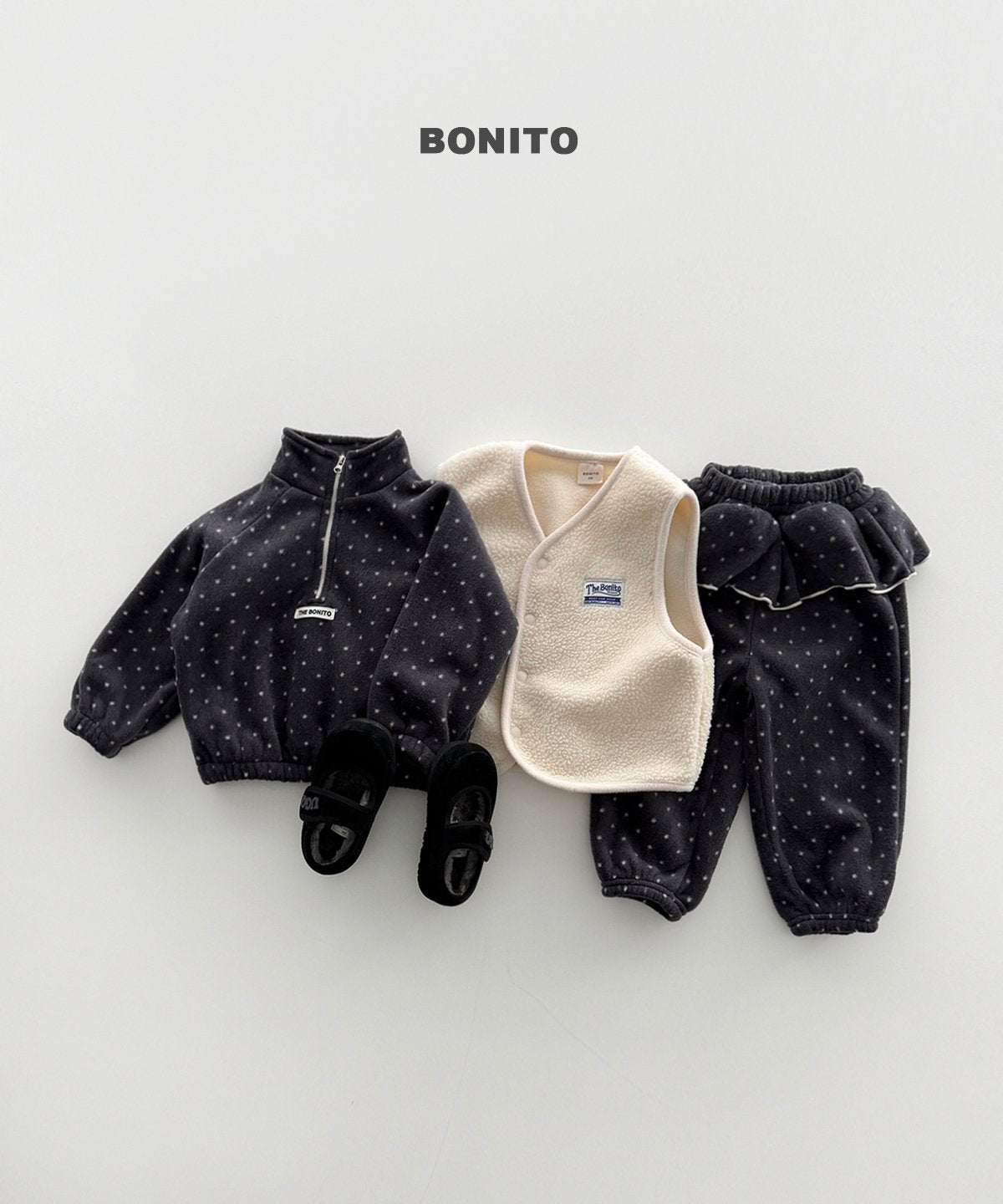 [PRE-ORDER] Dot Frill Top Bottom Set