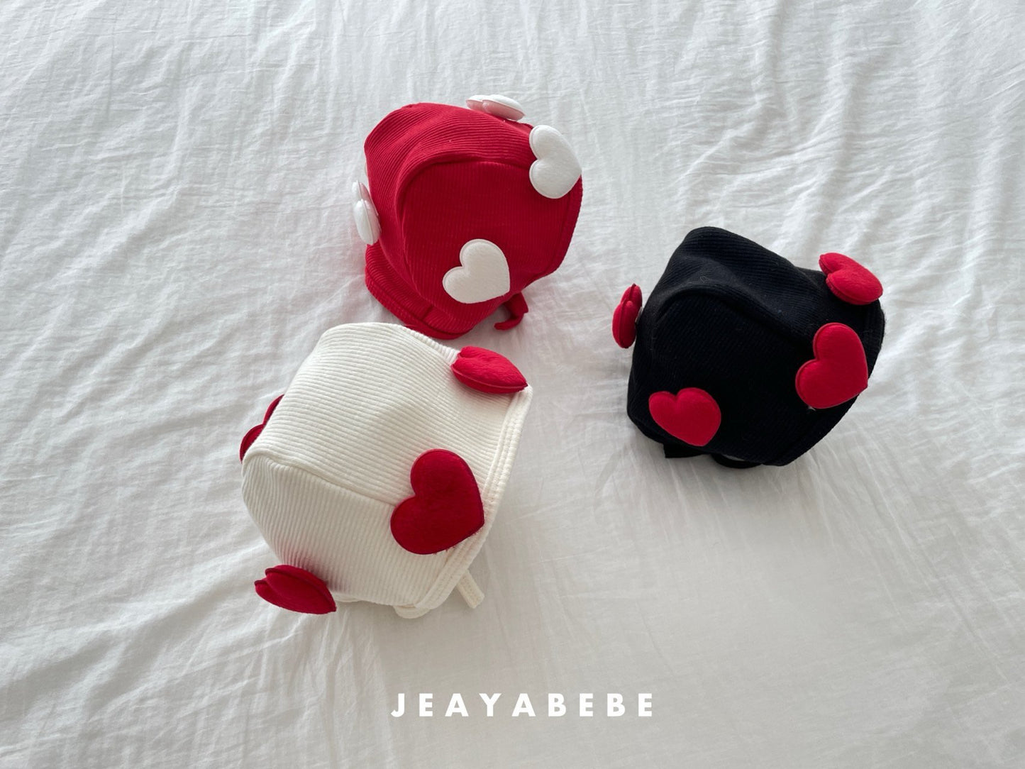 [PRE-ORDER] Heart Bonnet