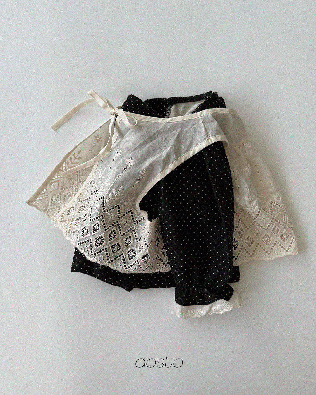 [PRE-ORDER] Milk Dot Blouse
