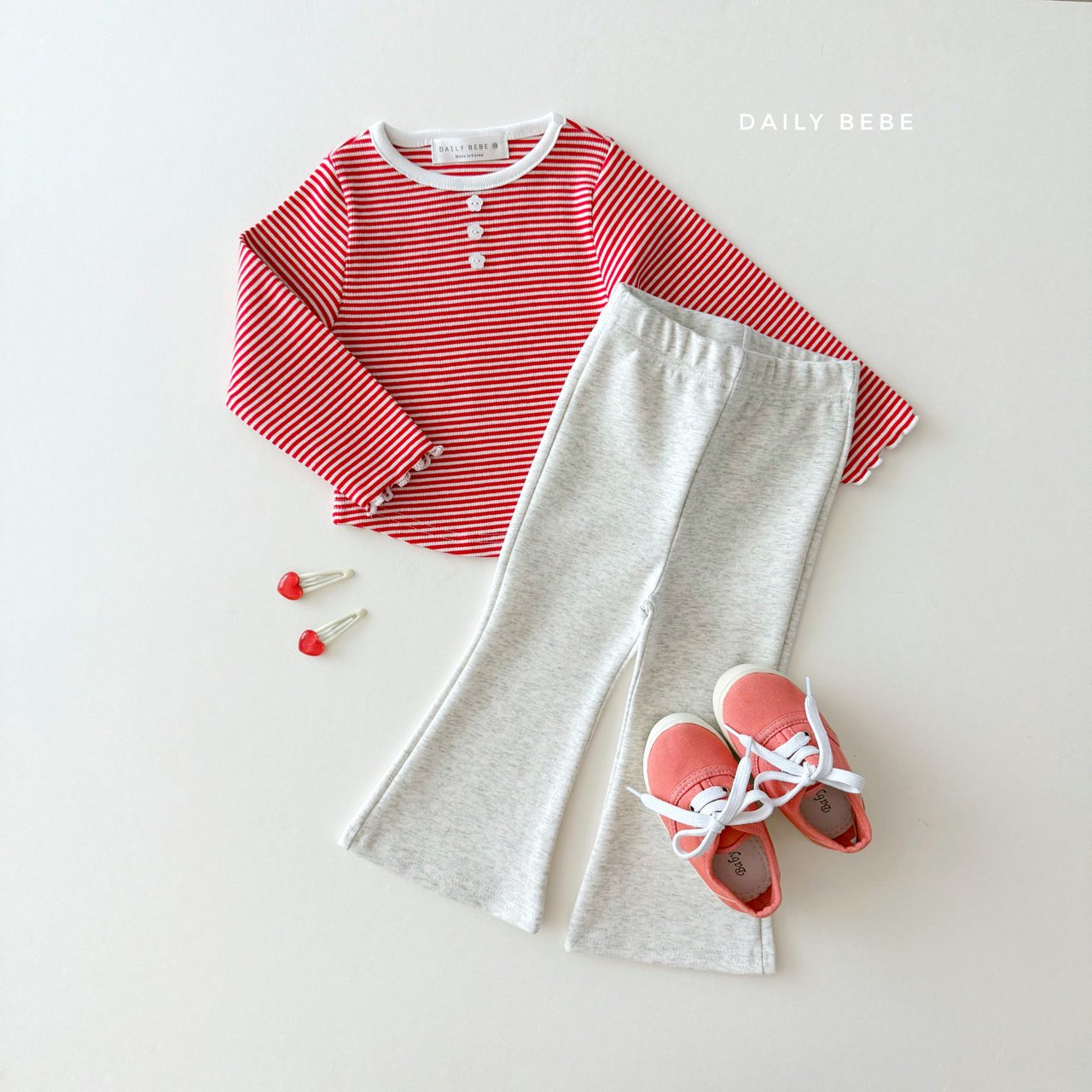 [PRE-ORDER] Stripe Button T-Shirts
