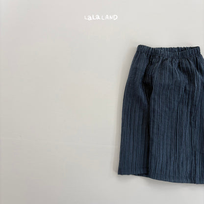 [PRE-ORDER] Crop Light Pants