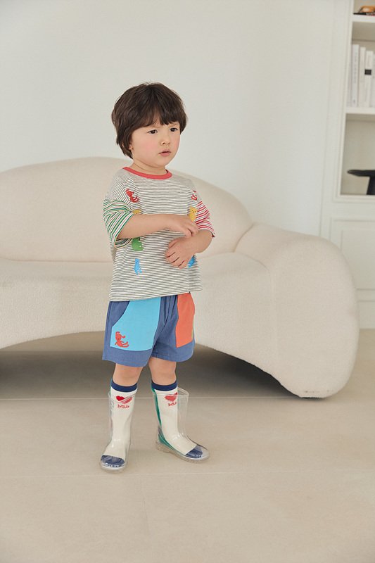 [PRE-ORDER] Car Bear Stripe T-Shirts