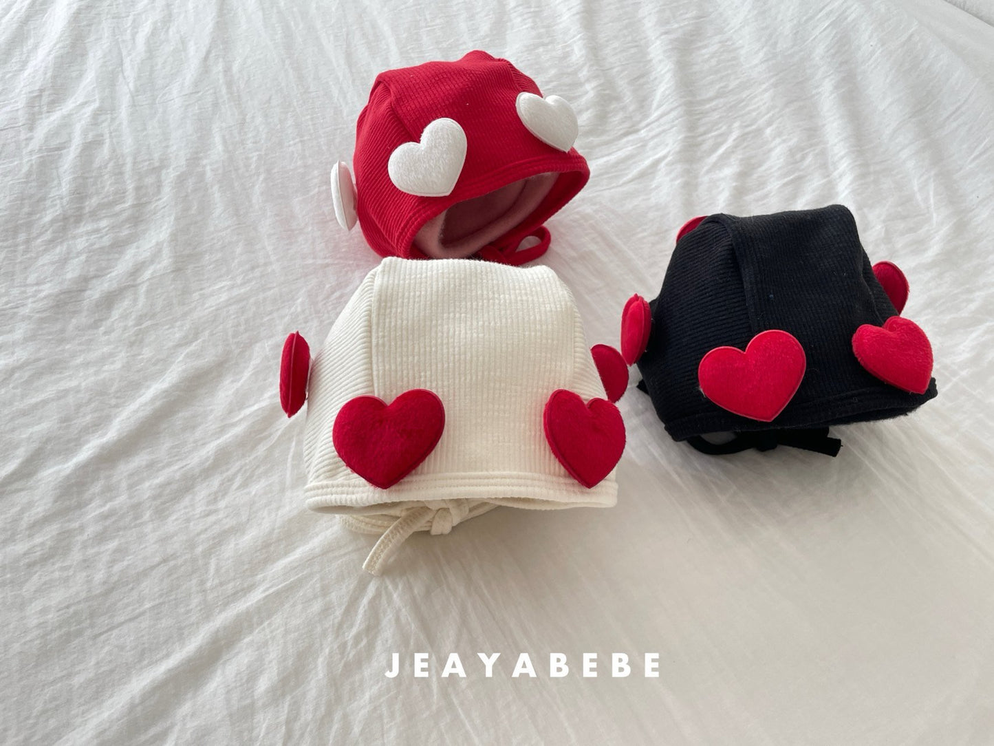 [PRE-ORDER] Heart Bonnet