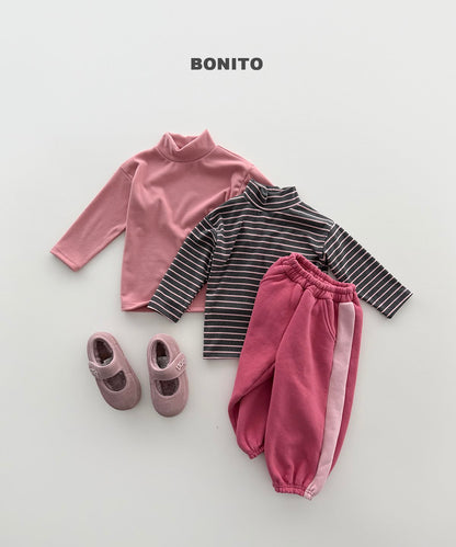 [PRE-ORDER] 1+1 Turtleneck T-Shirts