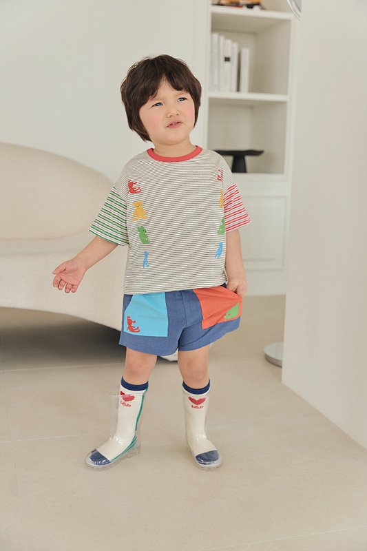 [PRE-ORDER] Car Bear Stripe T-Shirts