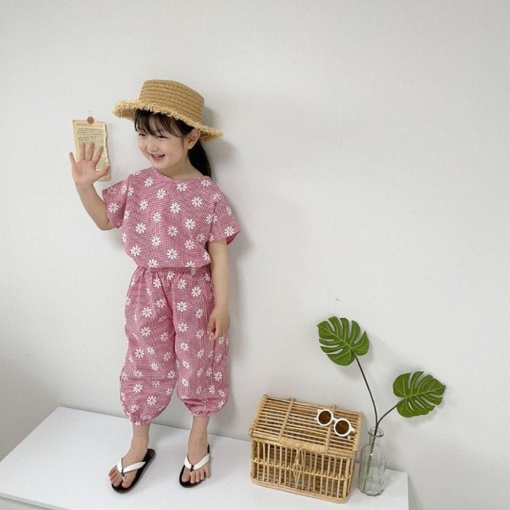 [PRE-ORDER] Daisy Check Top Bottom Set