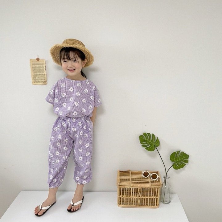 [PRE-ORDER] Daisy Check Top Bottom Set