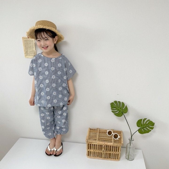 [PRE-ORDER] Daisy Check Top Bottom Set