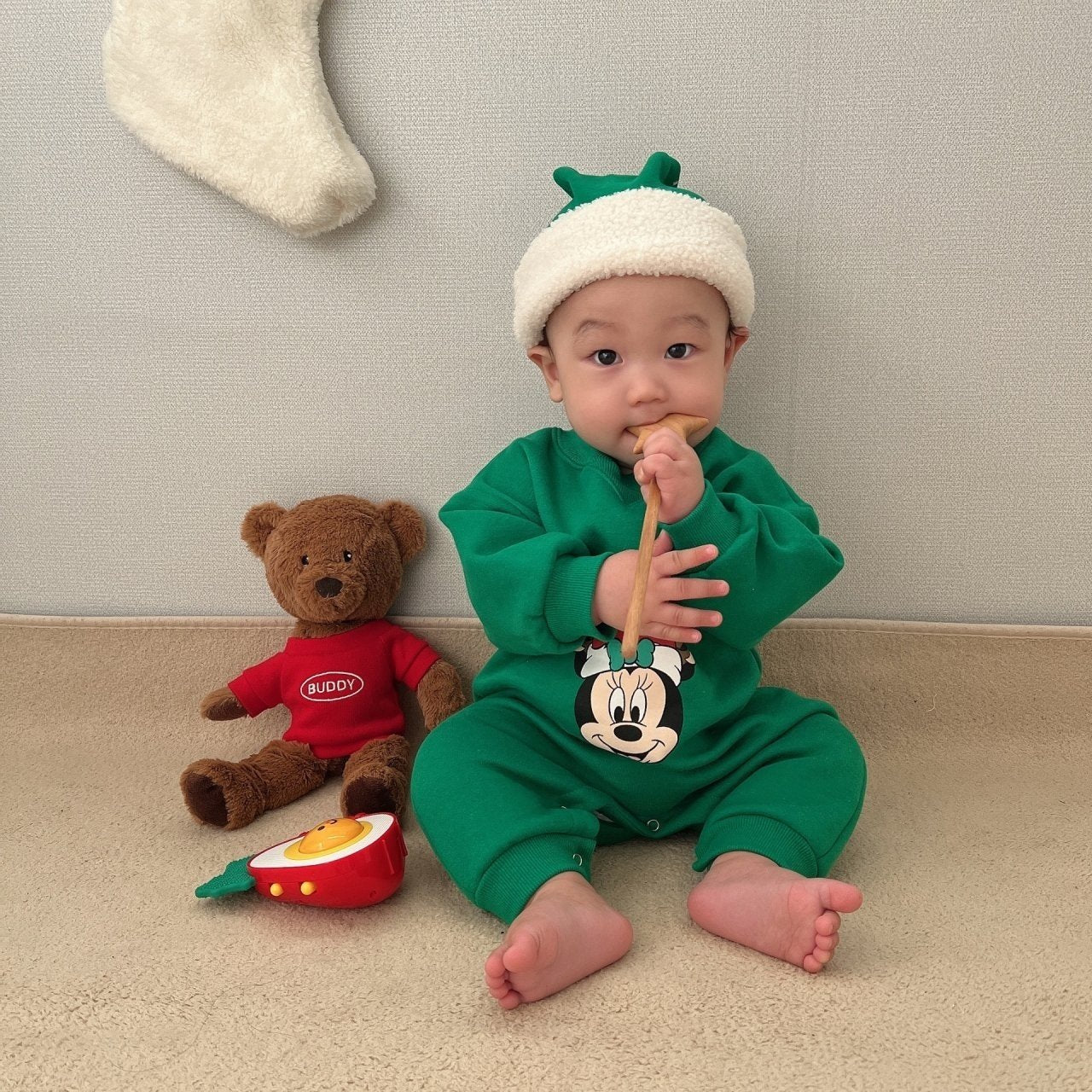 [PRE-ORDER] Rudolf Body Suit + Santa Hat Set