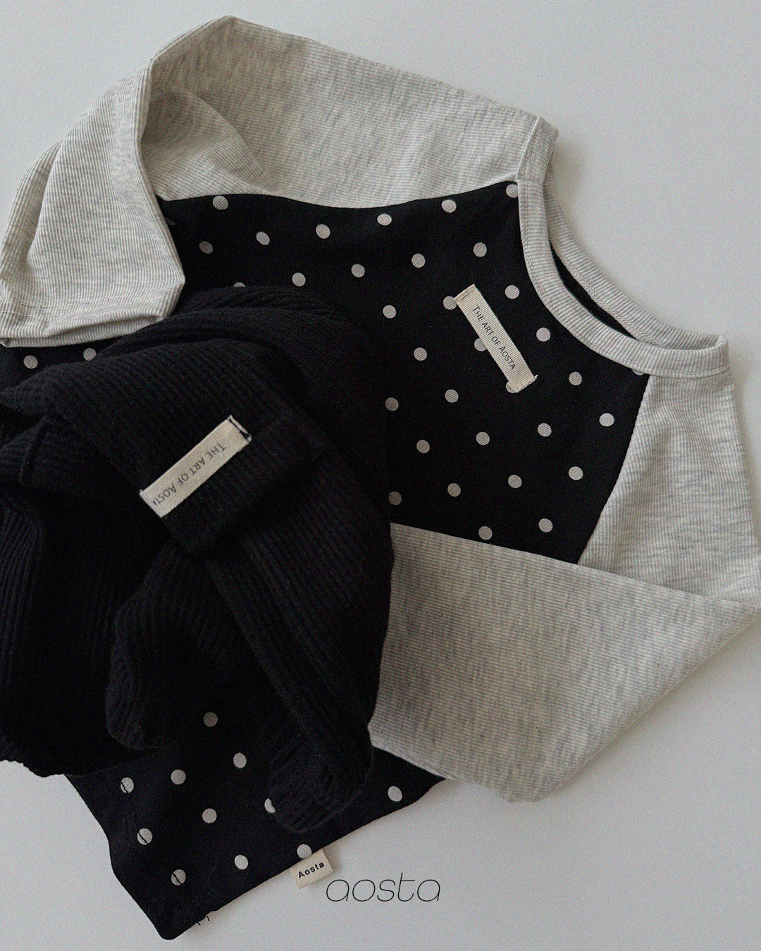 [PRE-ORDER] Dot Raglan T-Shirts