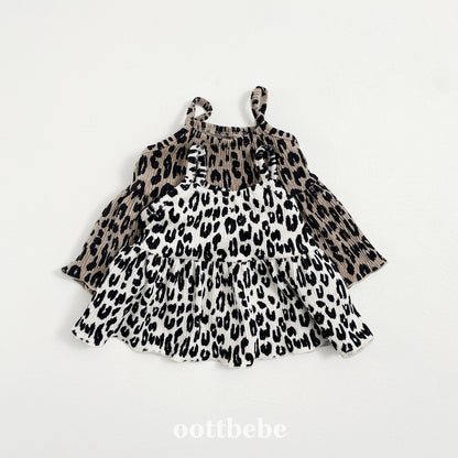 [PRE-ORDER] Leopard Baby Top Bottom Set
