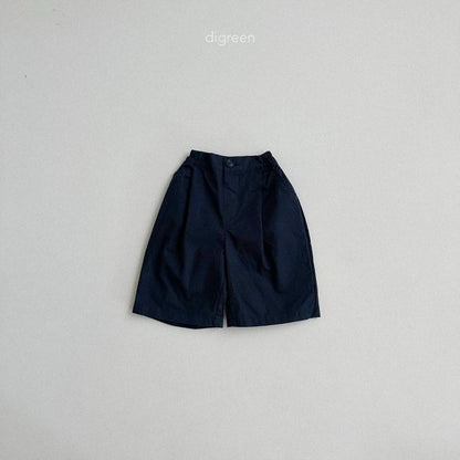 [PRE-ORDER] Cotton Pin-Tuck Bermuda Pants