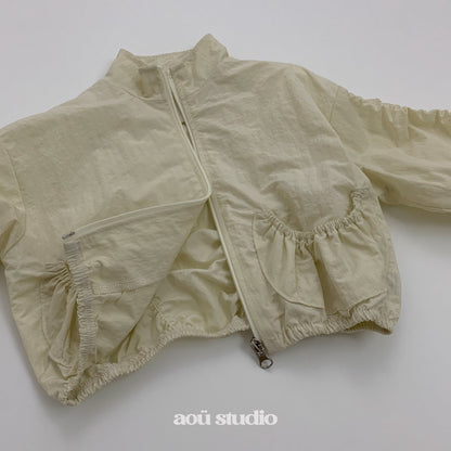 [PRE-ORDER] Shirring Windbreaker