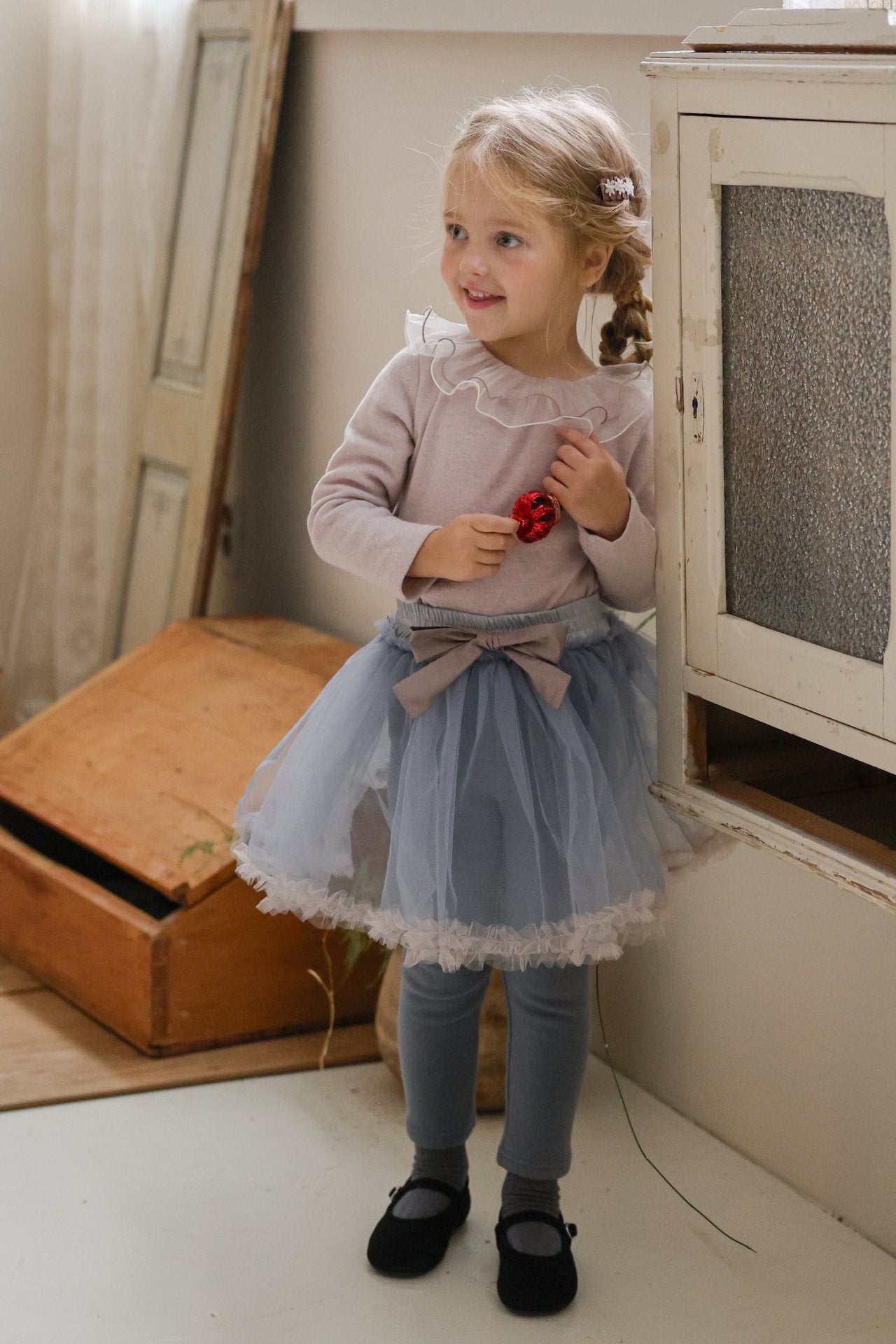 [PRE-ORDER] Evelyn T-Shirts