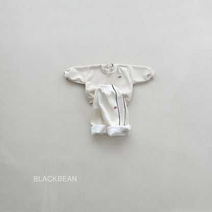 [PRE-ORDER] Pola Sweatshirts