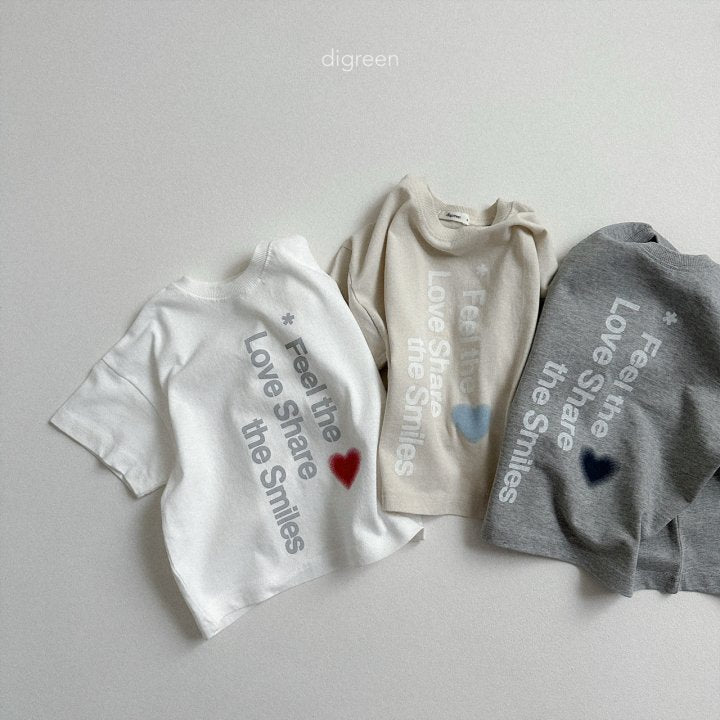 [PRE-ORDER] Love Share T-Shirts