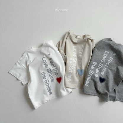 [PRE-ORDER] Love Share T-Shirts