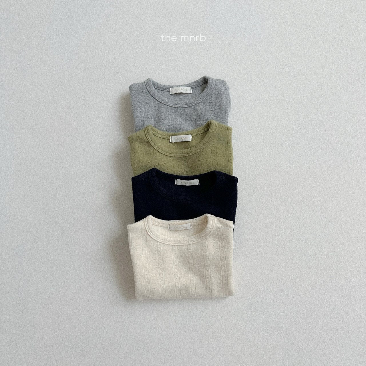 [PRE-ORDER] Eyelet Round T-Shirts