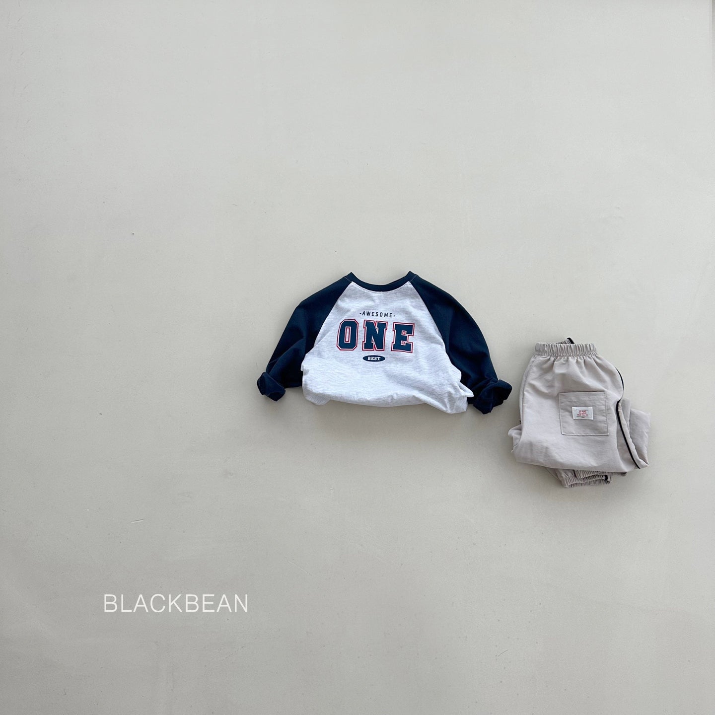 [PRE-ORDER] One Raglan T-Shirts