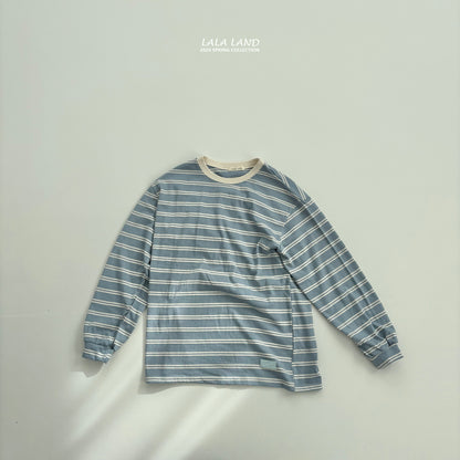 [PRE-ORDER] Saint T-Shirts (Mom Couple)