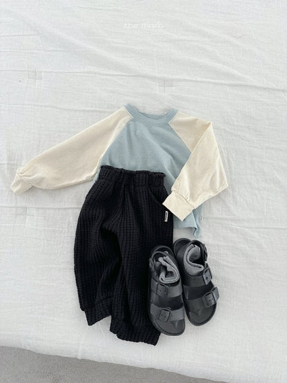 [PRE-ORDER] Cozy Raglan T-Shirts