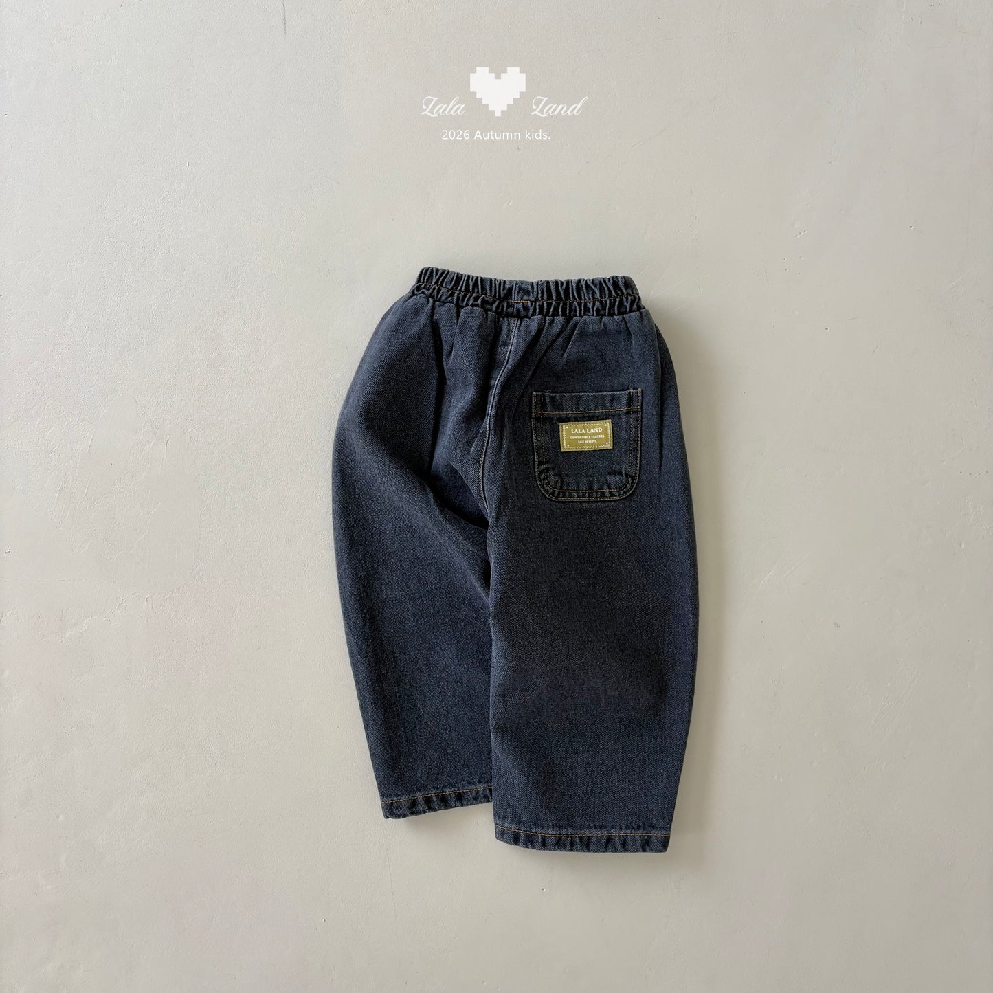 [PRE-ORDER] Wide Curved Denim Pants