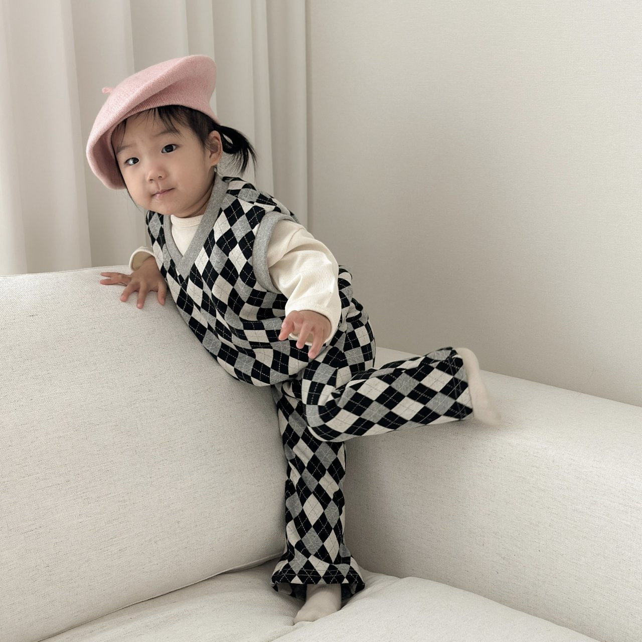 [PRE-ORDER] Mix Argyle Vest Bottom Set