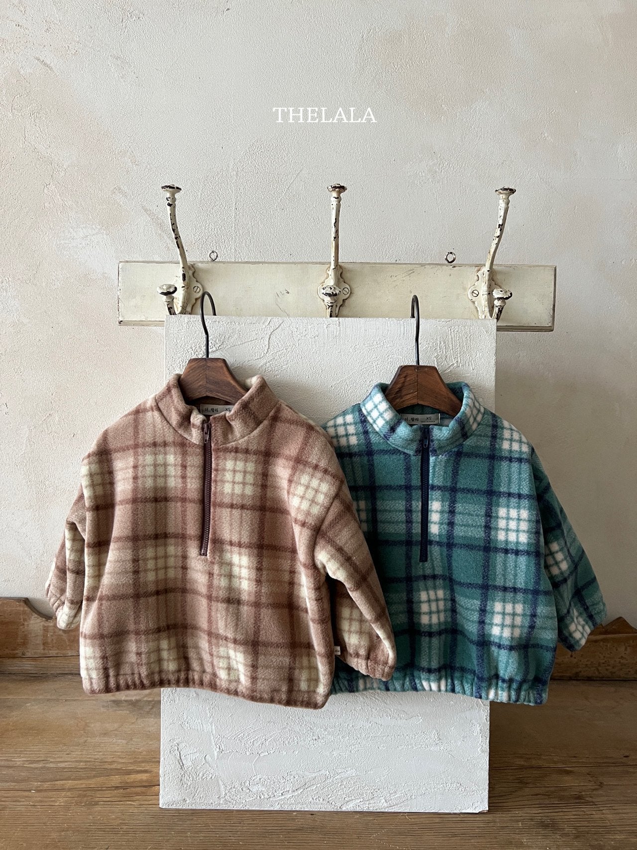 [PRE-ORDER] Check Sweatshirts