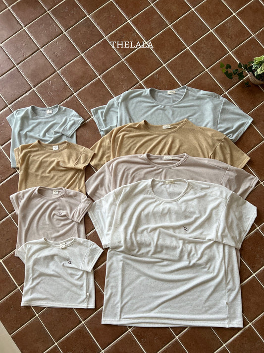 [PRE-ORDER] Sand T-Shirts (Mom Couple)