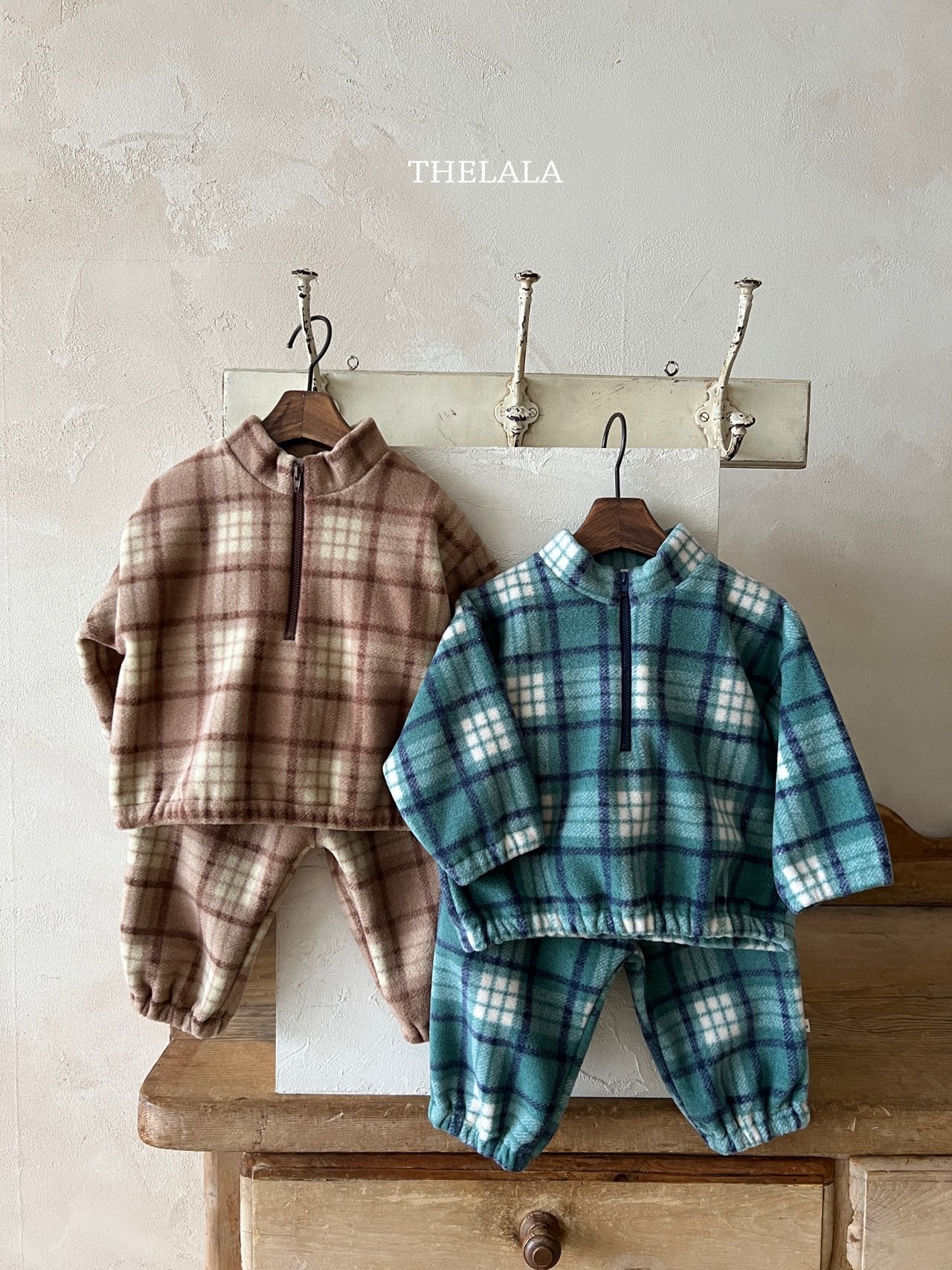 [PRE-ORDER] Check Sweatshirts
