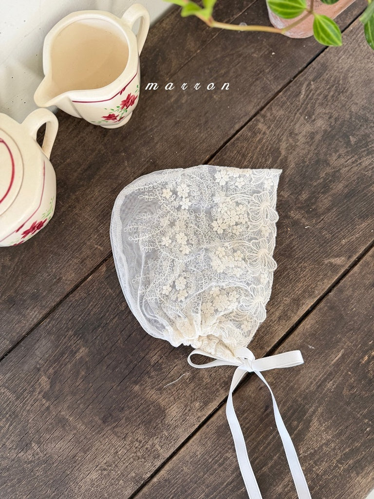 [PRE-ORDER] Lace Bonnet