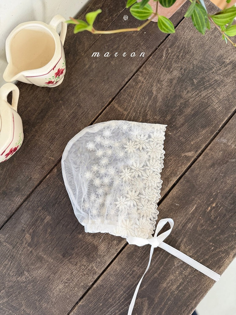 [PRE-ORDER] Lace Bonnet