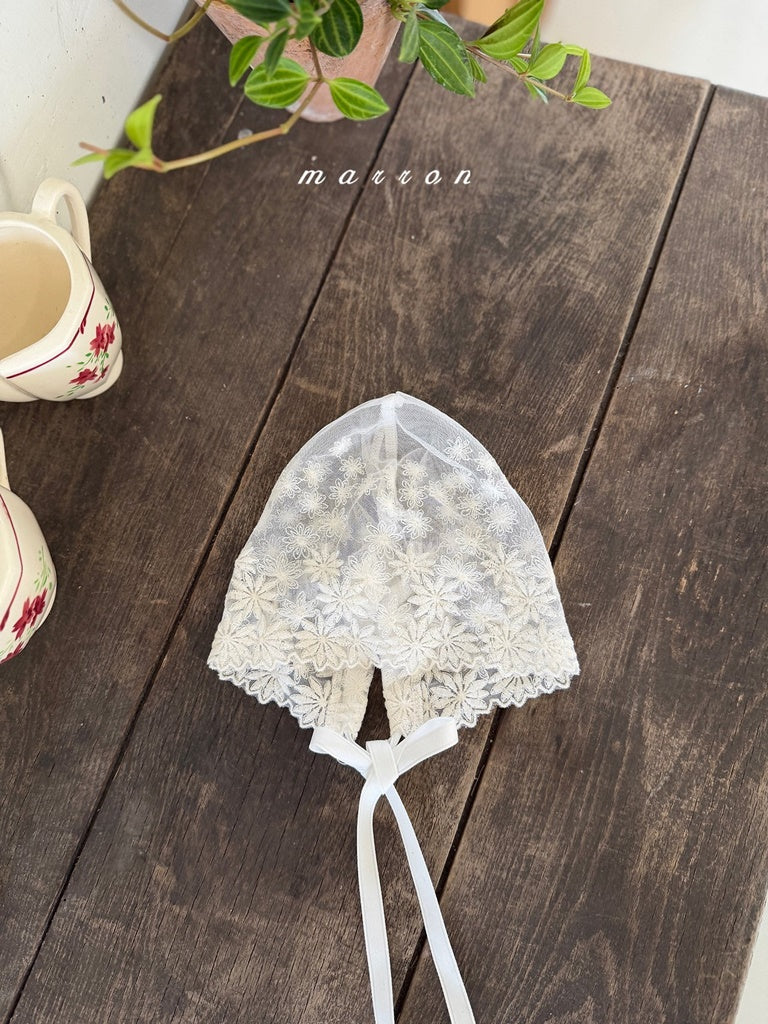 [PRE-ORDER] Lace Bonnet