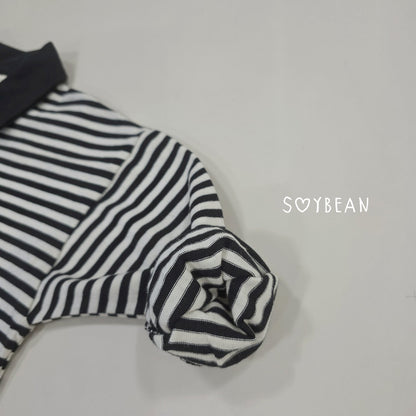 [PRE-ORDER] Stripe Collar Sweatshirts