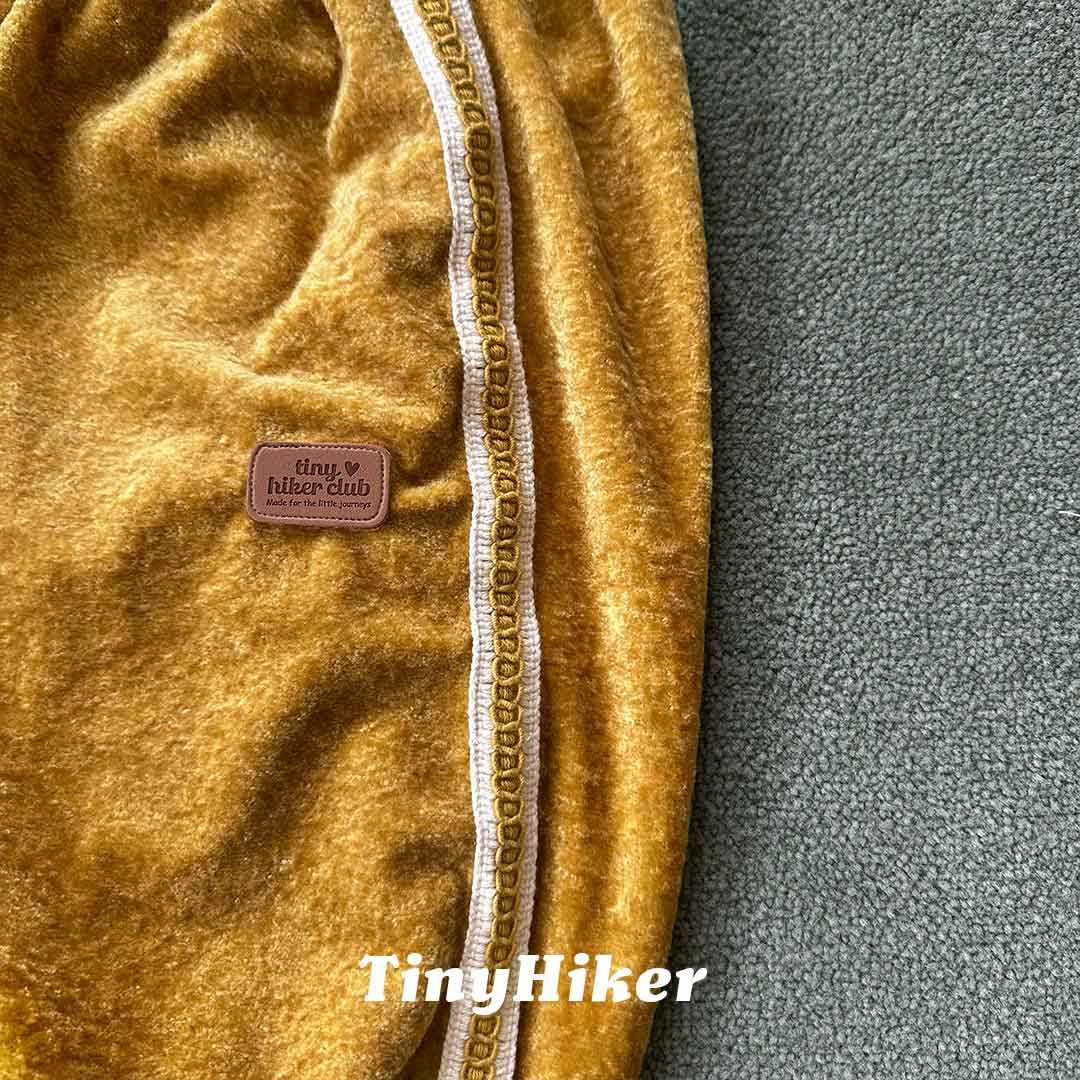 [PRE-ORDER] Silky Tape Jogger
