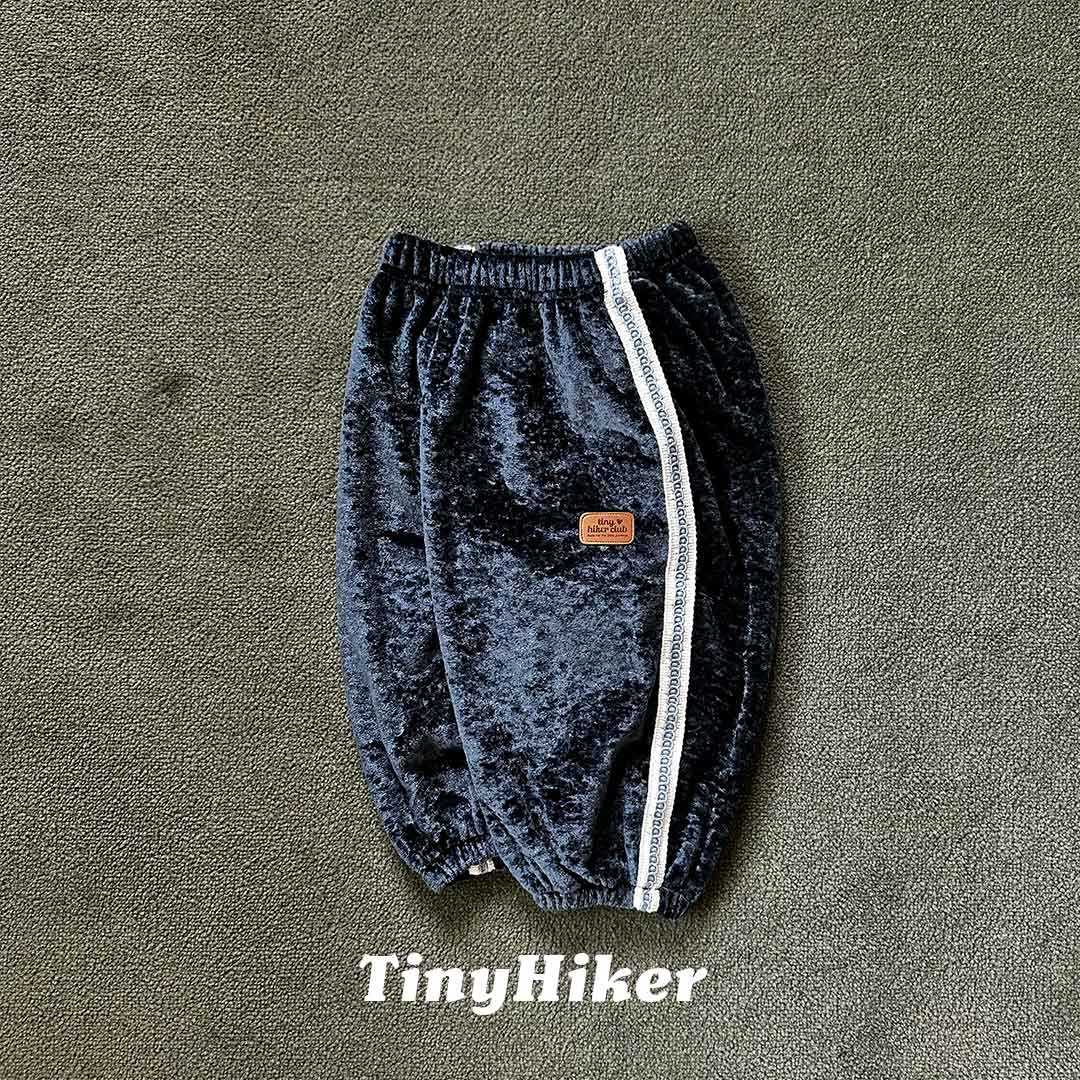 [PRE-ORDER] Silky Tape Jogger