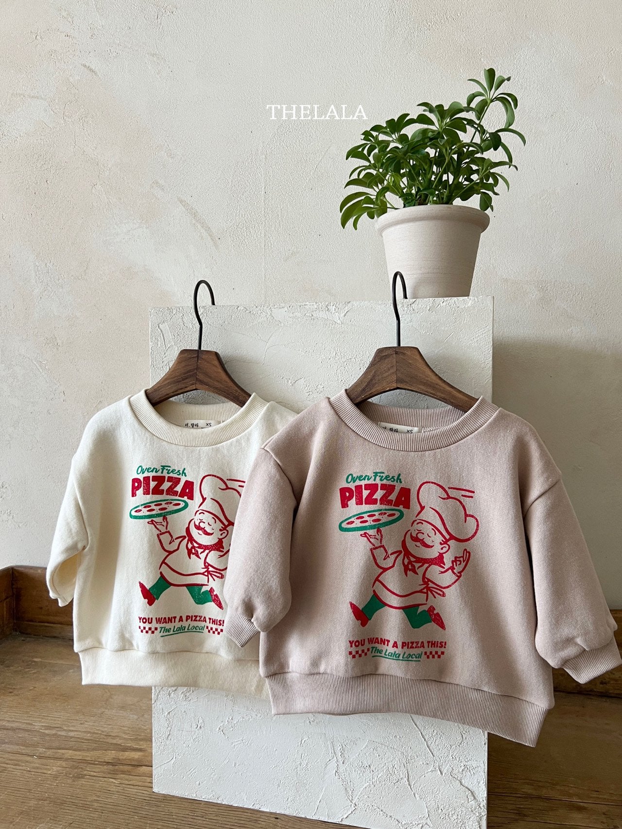 [PRE-ORDER] Pizza Man Sweatshirts (Mom Couple)